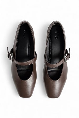 Brown Bailarinas con detalle de tira