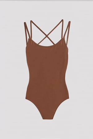 Brown Body met detail