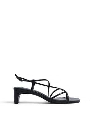 Black Tacones de bloque con tiras