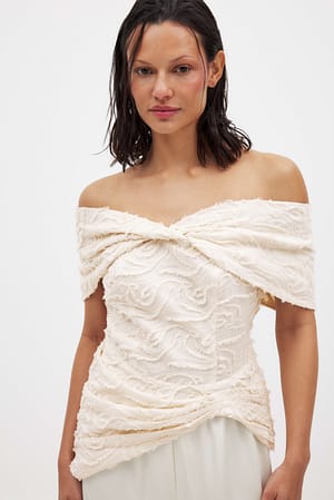 Struktureret off shoulder top