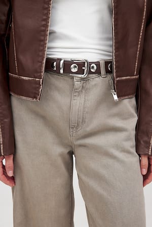 DK Brown Nietengürtel