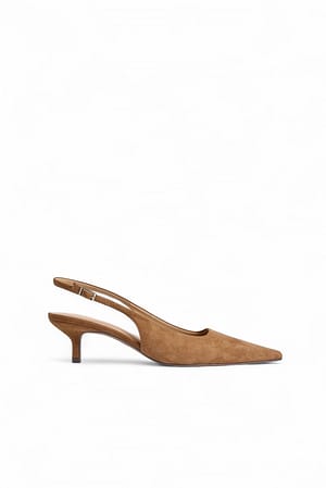 Tan Zapatos de tacón de ante con talón descubierto