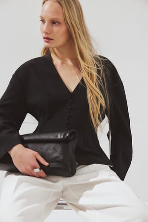 Black Blusa entallada de corte a medida con botones frontales