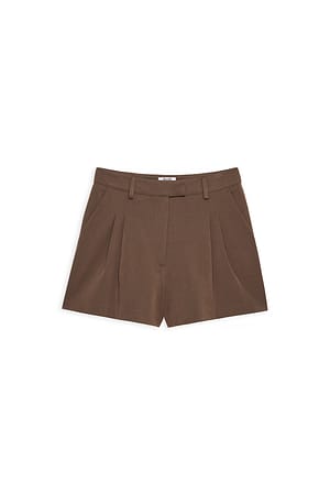 Brown taillierte Shorts mit hoher Taille