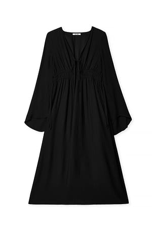 Black Kaftan-Kleid mit Schnürung vorne