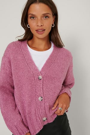 Lila Strikket Cardigan Med Knappedetalj