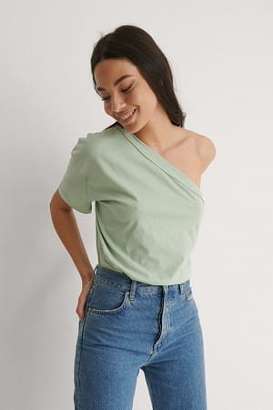 Mint T-Shirt Med En Axel