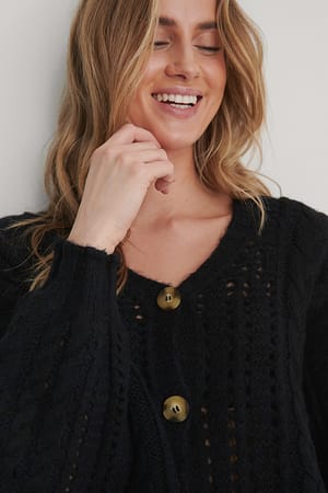 Black Strickjacke