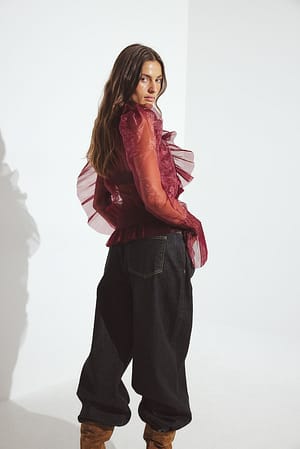 Image 2 of 6