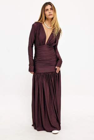 Brown Drapert maxikjole med V-utringning
