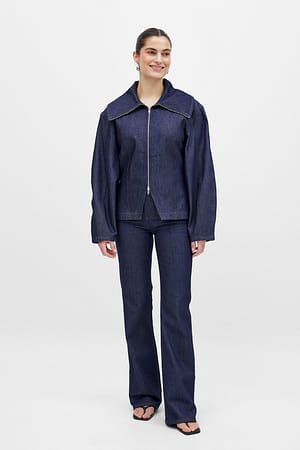 Image 4 of 7