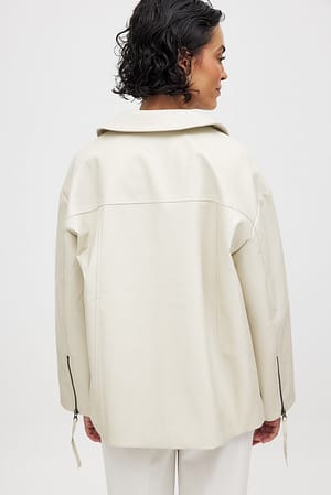 Image 3 of 6