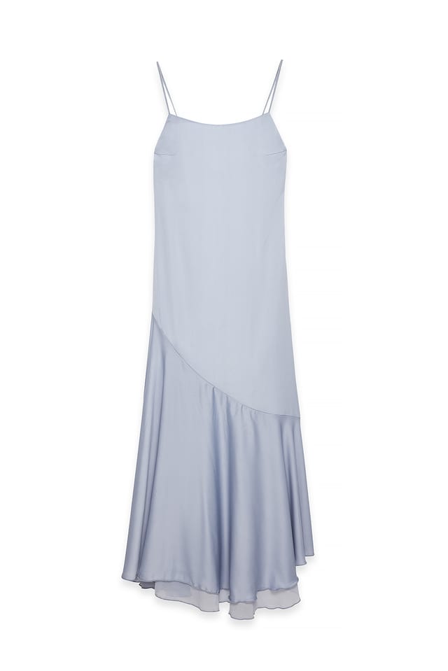 Light Blue asymmetrisches Satin-Tier-Slipkleid