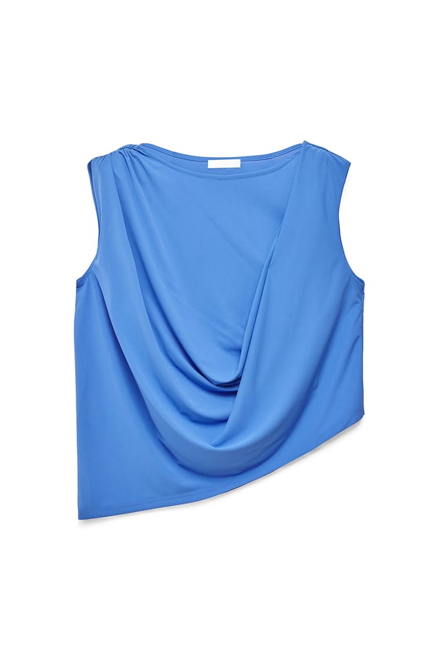 Blue Top med drapering og skarpe skuldre