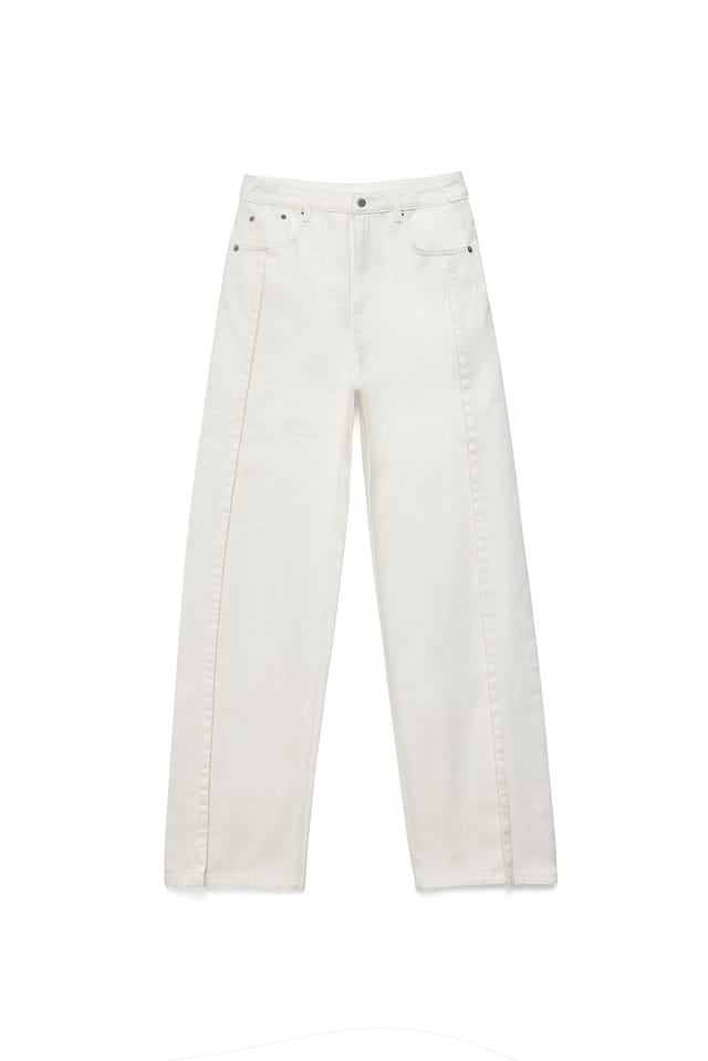 White Denim med sømdetaljer