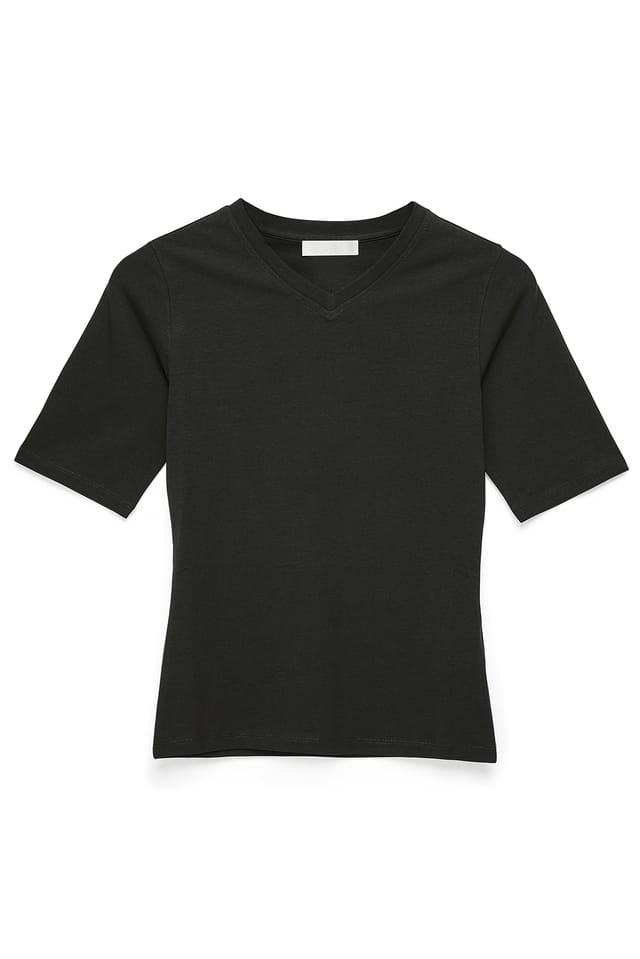 Black Longer Sleeved T-Shirt