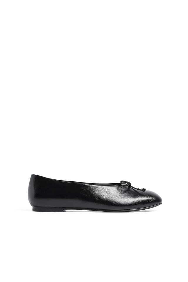 Black Rounded Ballerina