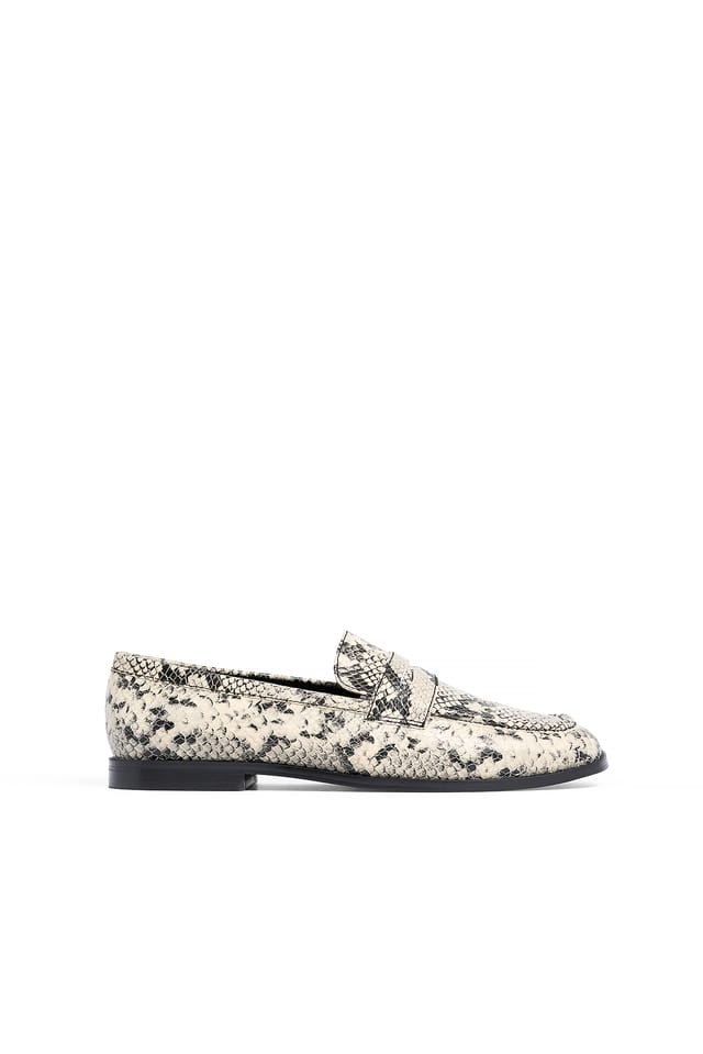 Snake Squared Toe Leather Loafers