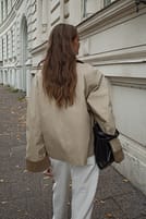 Go to image 2 of 7