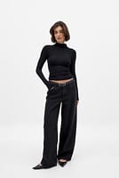 Gå til billede 1 af 7