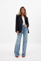 Gå till bild 3 av 5