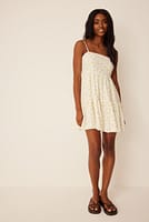 Go to image 1 of 4