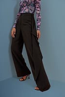 Go to image 1 of 4