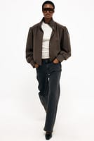 Go to image 4 of 5
