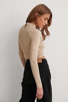 Go to image 2 of 4