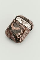 Go to image 1 of 4