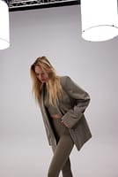 Go to image 2 of 7
