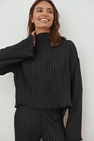 Go to image 1 of 4