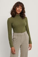 Go to image 1 of 4
