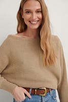 Go to image 1 of 4