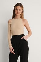 Go to image 1 of 4