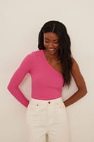 Go to image 1 of 4