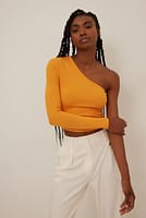 Go to image 1 of 4