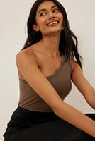 Go to image 1 of 4