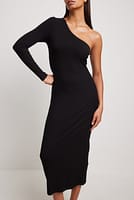 Go to image 1 of 4