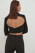 Go to image 1 of 4