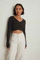 Go to image 1 of 4