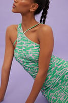 Go to image 1 of 4