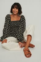 Go to image 1 of 4