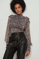 Go to image 1 of 4