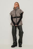 Go to image 1 of 4