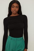 Go to image 1 of 4