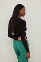 Go to image 2 of 4