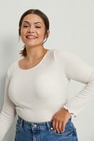 Go to image 1 of 4