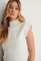 Go to image 1 of 4