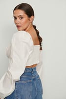 Go to image 1 of 4